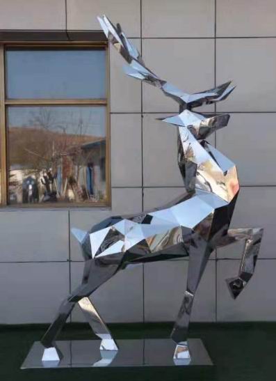 專(zhuān)業(yè)美院雕刻師，雕塑定制工藝